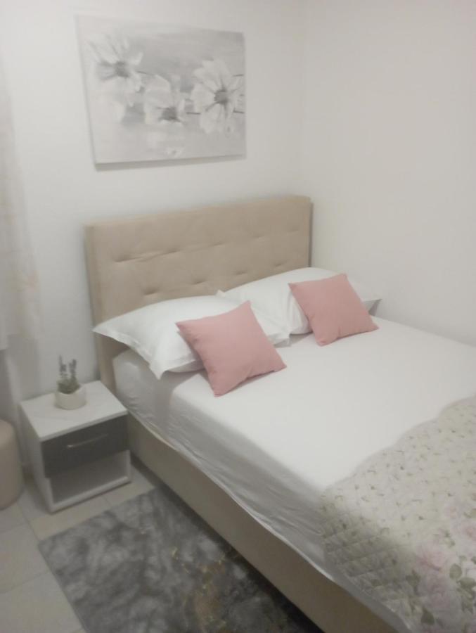 Apartments Sime Trogir Exterior foto