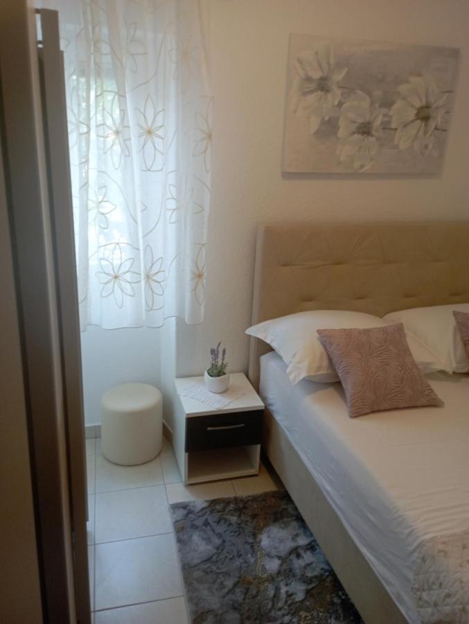 Apartments Sime Trogir Exterior foto