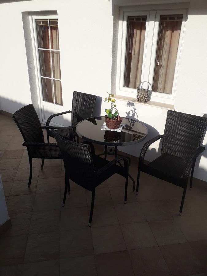Apartments Sime Trogir Exterior foto